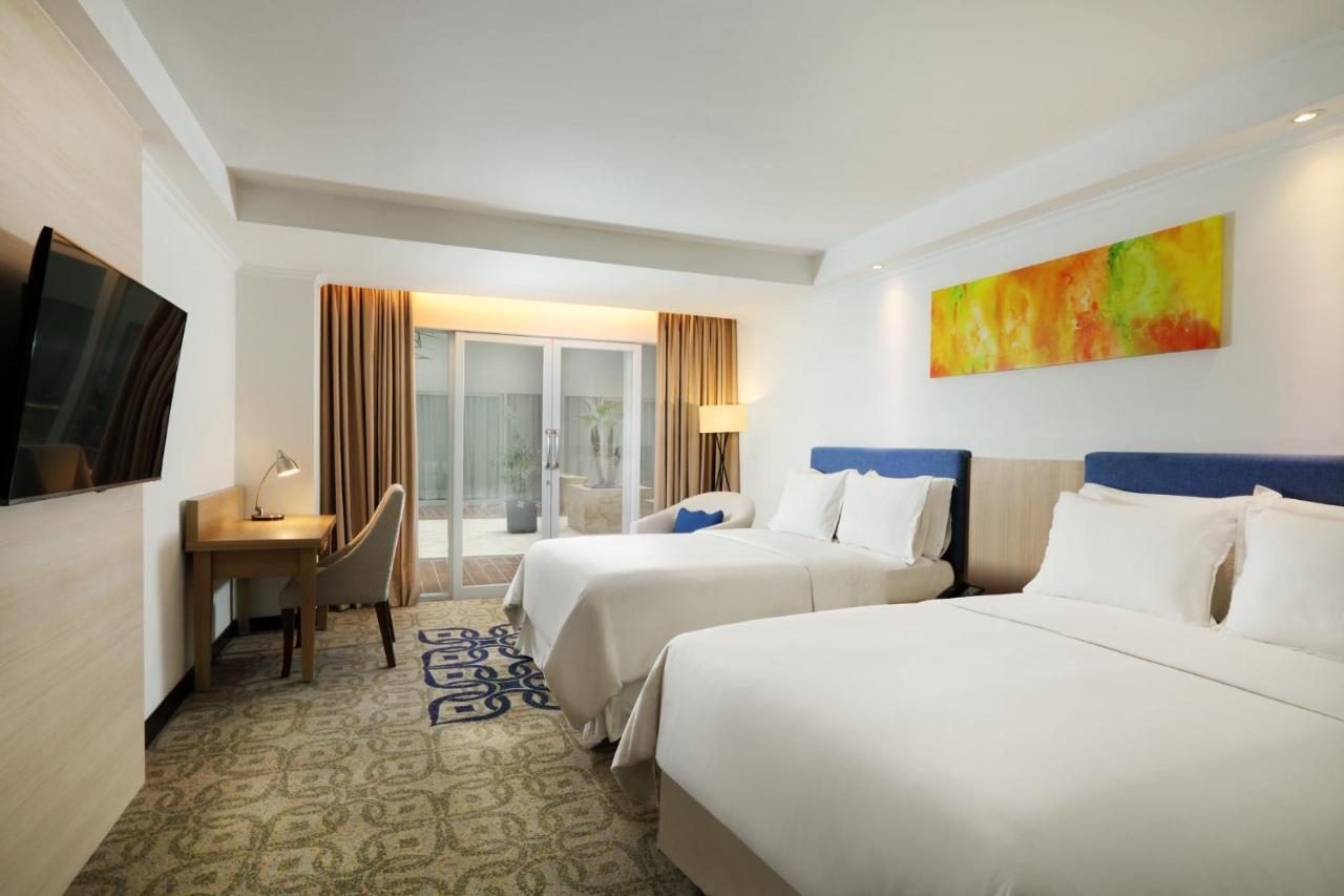 Four Points By Sheraton Макасар Экстерьер фото
