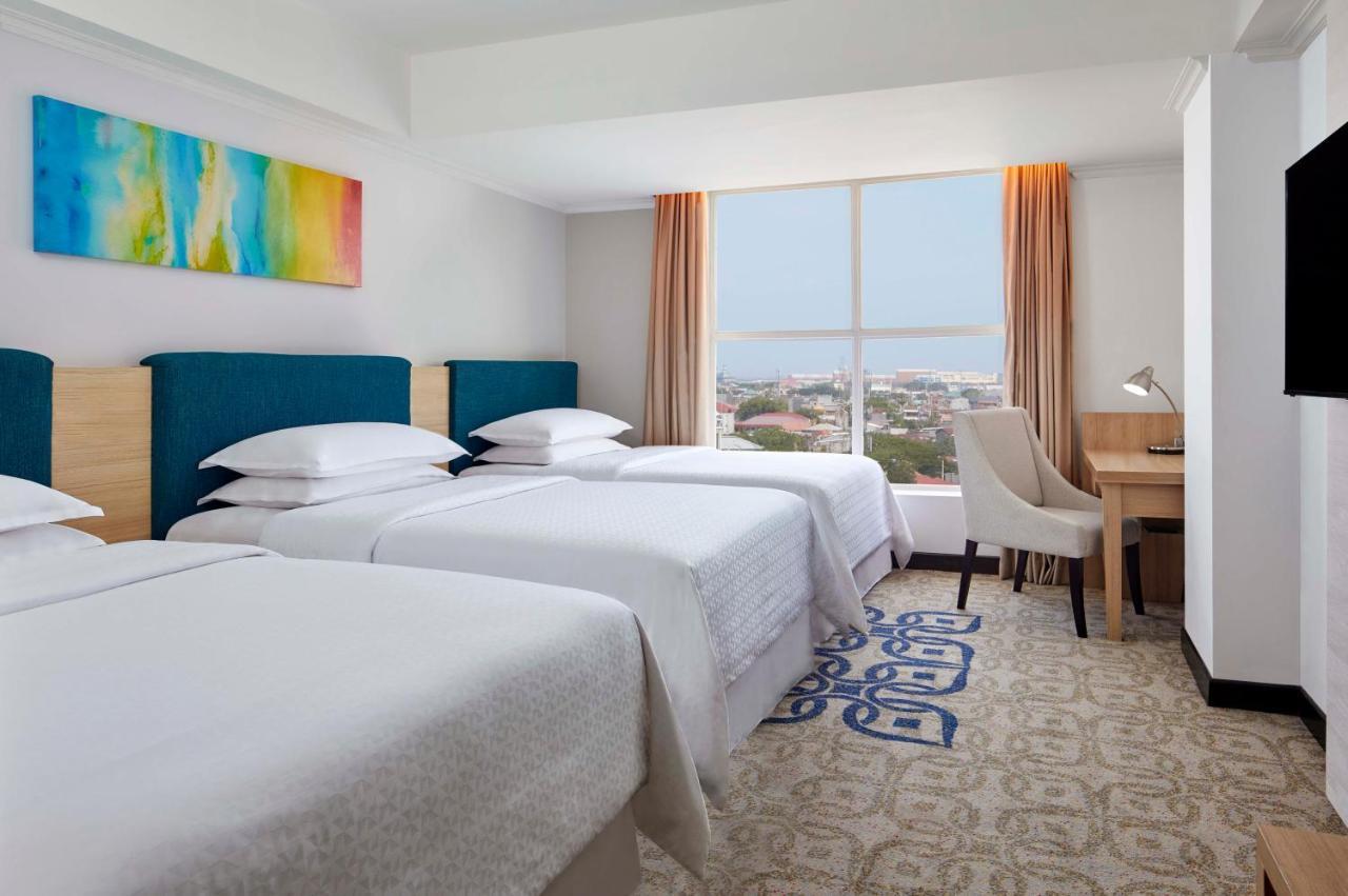 Four Points By Sheraton Макасар Экстерьер фото